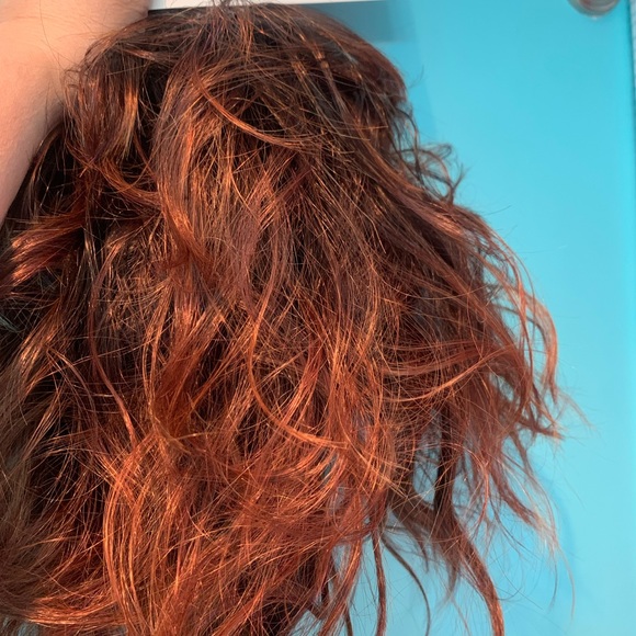 Dee wig from chic lifestyle in color grape soda - Picture 4 of 15